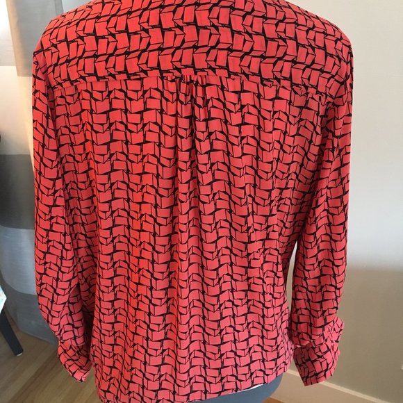 Pleione  - Surplice Roll Sleeve High/Low Blouse - Picture 2 of 9